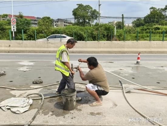 上饶市信州公路中心：路基注浆加固筑牢道路安全基石(图2)