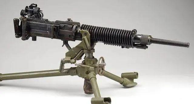 士兵给武器起的那些五花八门绰号-没良心炮、喀秋莎、希特勒电锯(图9)