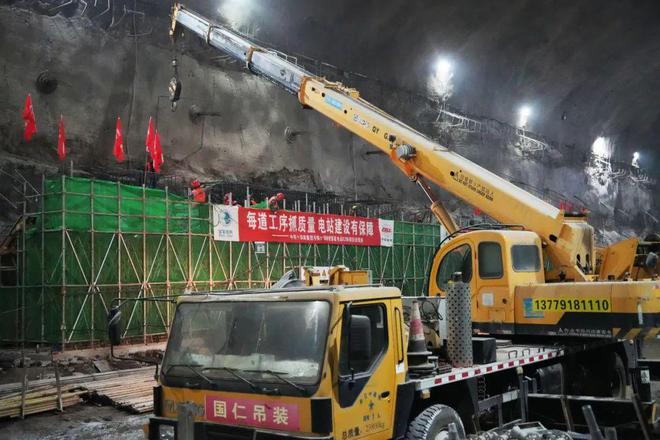 2024年哈密市固定资产投资同比增长459%(图2)