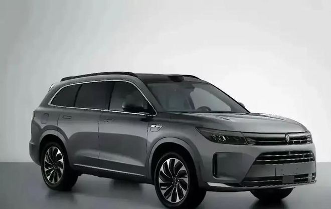 曝问界M7改款将于2025年底亮相尺寸变大定位“大五座”(图3)