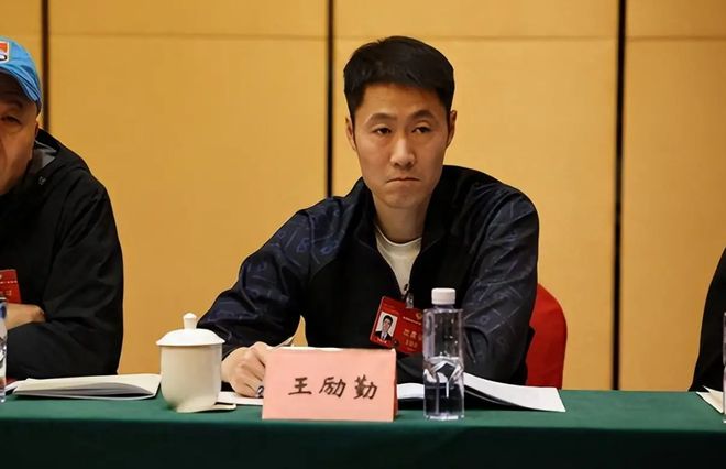国乒消息：王励勤2剂强心针亲自督战稳住局面多哈世乒赛稳了(图3)
