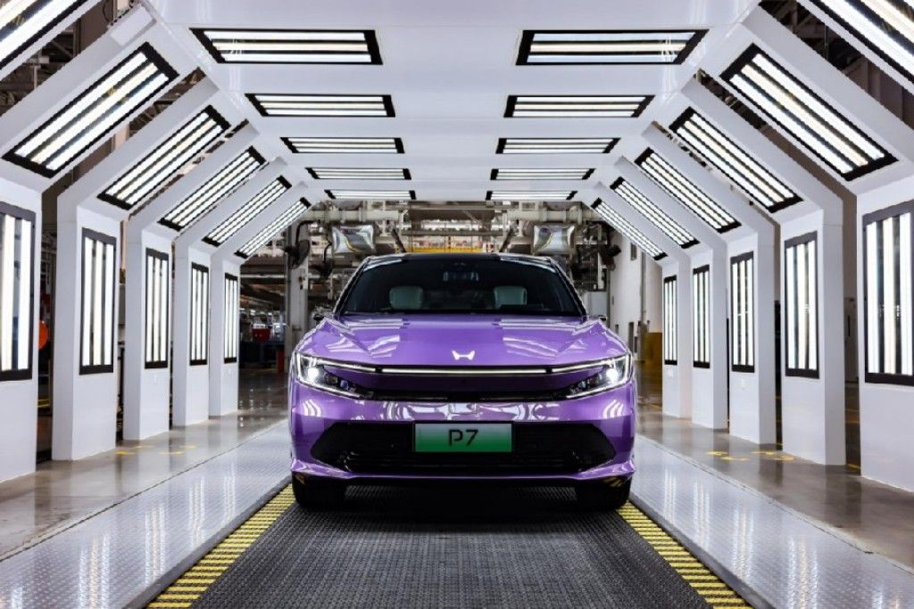 广汽本田首款量产新车P7下线新能源工厂正式落成(图6)